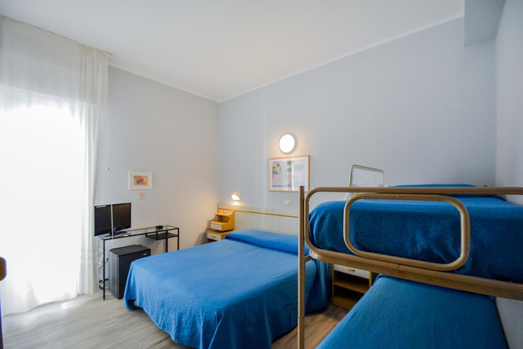 Hotel Mirabella Riccione Luaran gambar