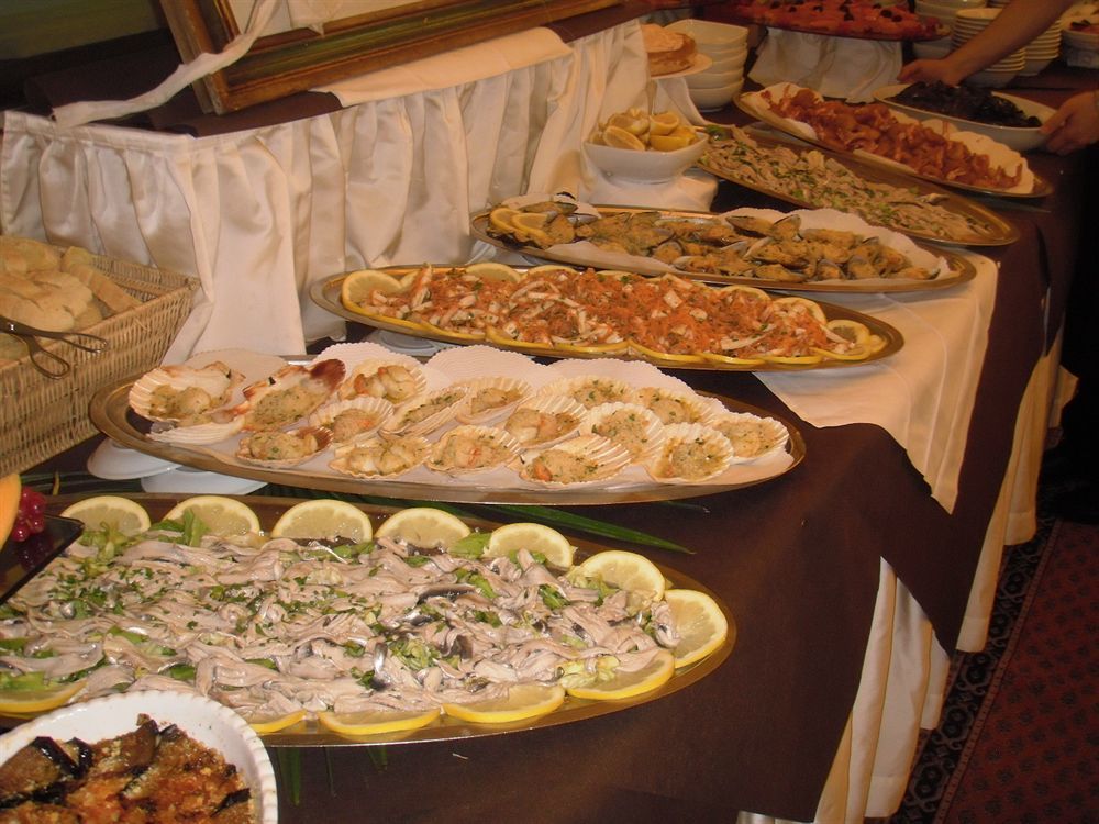 Hotel Mirabella Riccione Luaran gambar