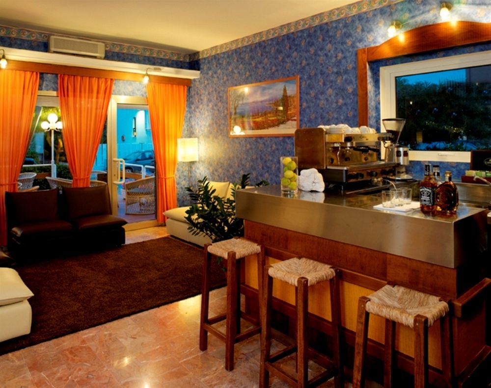 Hotel Mirabella Riccione Luaran gambar